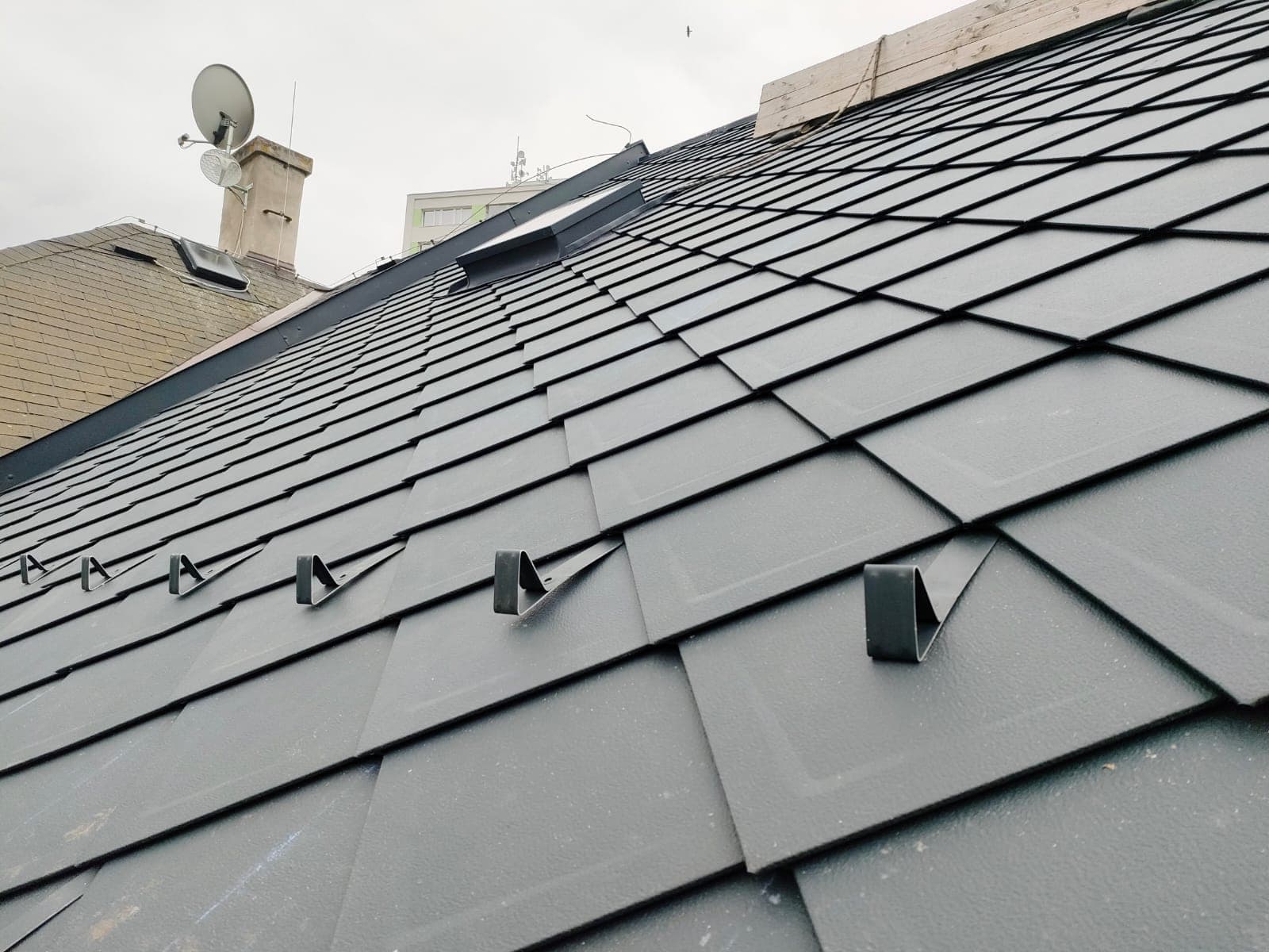 Cembrit - Dědkova, Hradec Králové